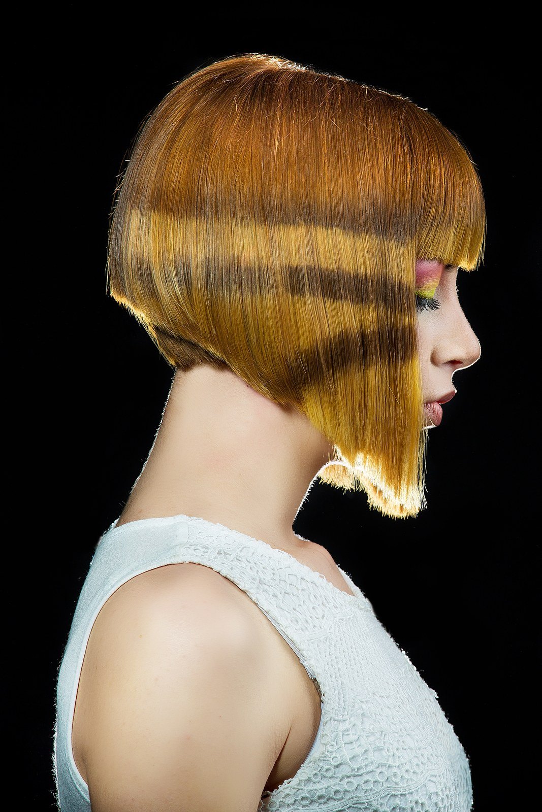 A graduated bob in profile, which is where a cut is judged